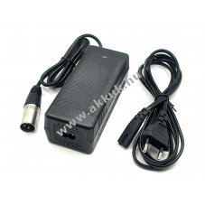 E-Bike, elektromos roller tlt 48V akkuhoz, 100W XLR csatlakoz, 54.6V, 1,8A