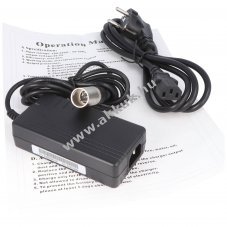 Giant Twist t�lt� 26V 2A 4 p�lus� XLR csatlakoz�