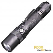 Fenix FD30 LED zsebl�mpa Cree XP-L HI 900 lumen