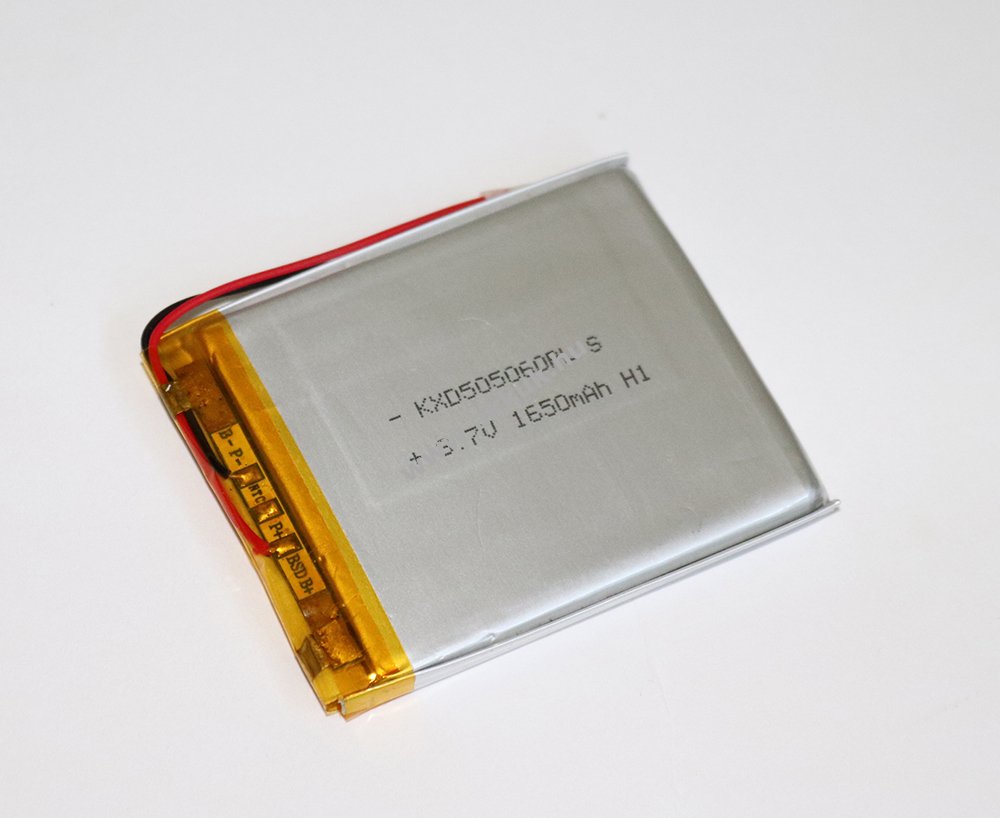 Li-Po akku 3,7V 1600mAh 505060 vezetékes, beszerelhetõ
