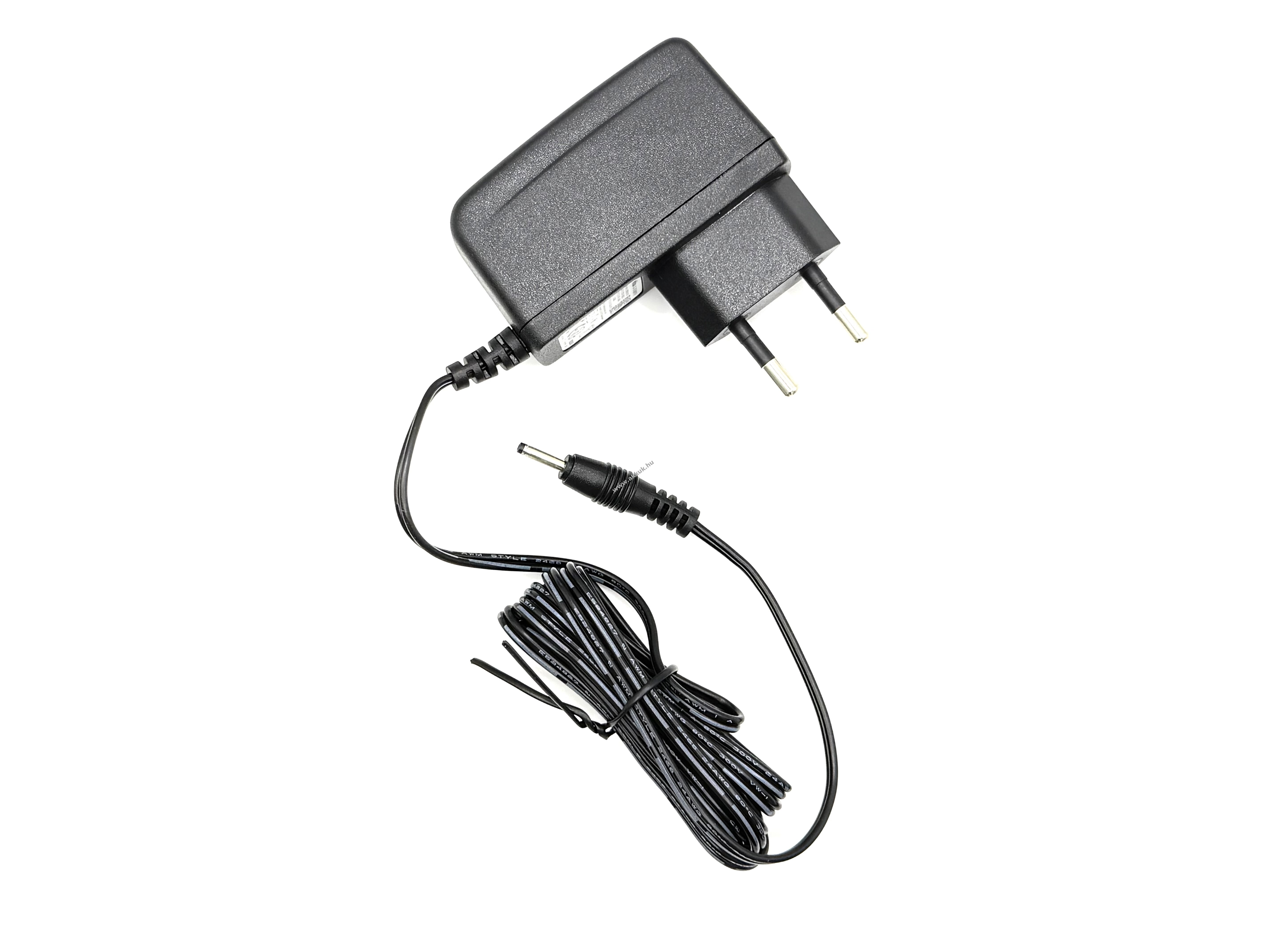 Helyettesítő hálózati töltő Sennheiser DW-800 5.9V, 0.85A - A készlet erejéig