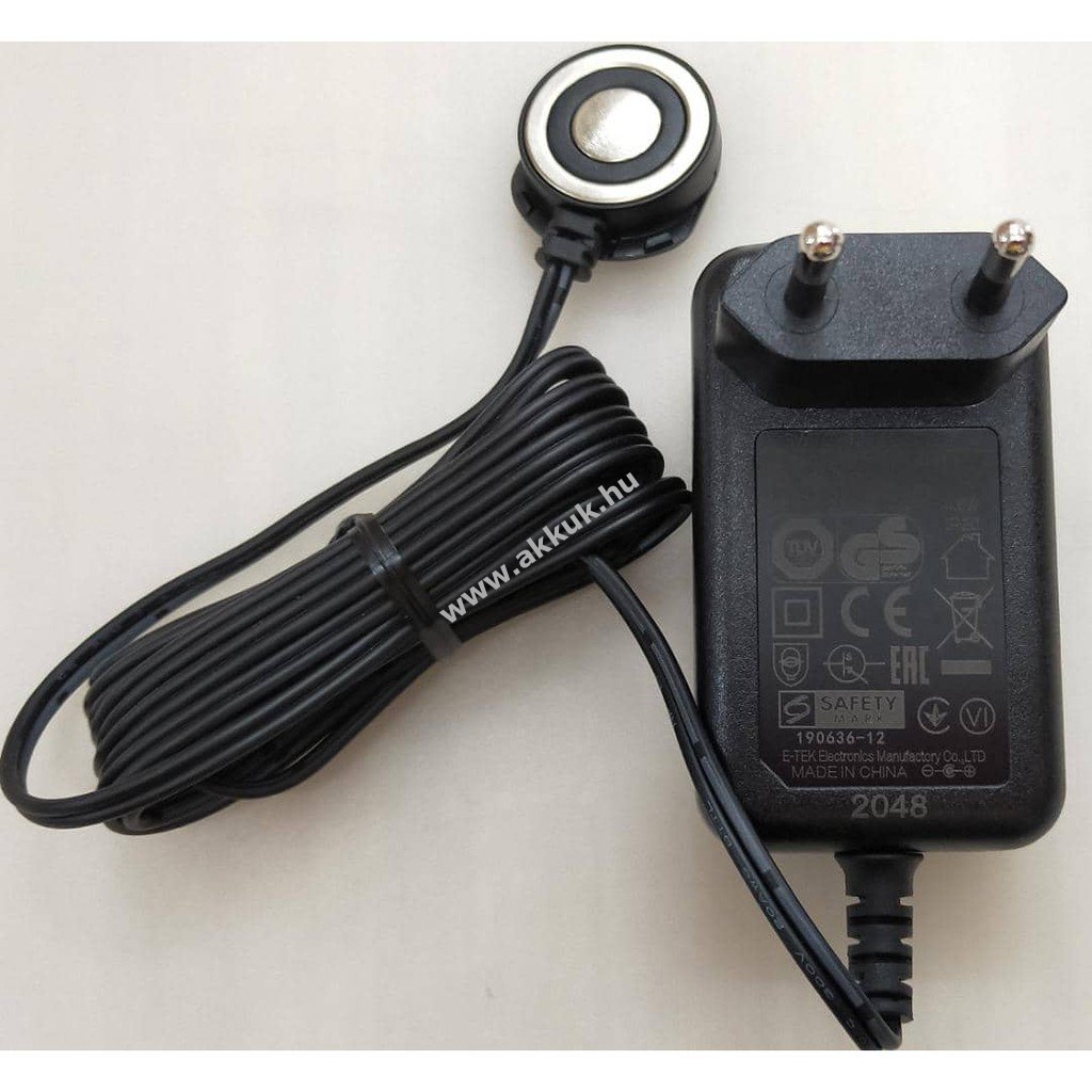 Helyettesítõ hálózati töltõ Philips SpeedPro Max FC6823